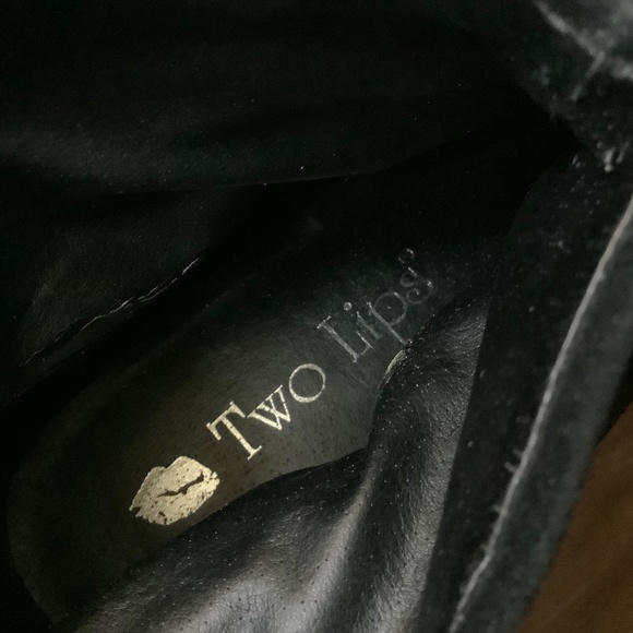 Two Lips suede block heel ankle booties - Picture 7 of 8